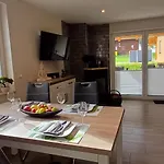 Premiumferienhaus Prana 펜션 하셀펠데